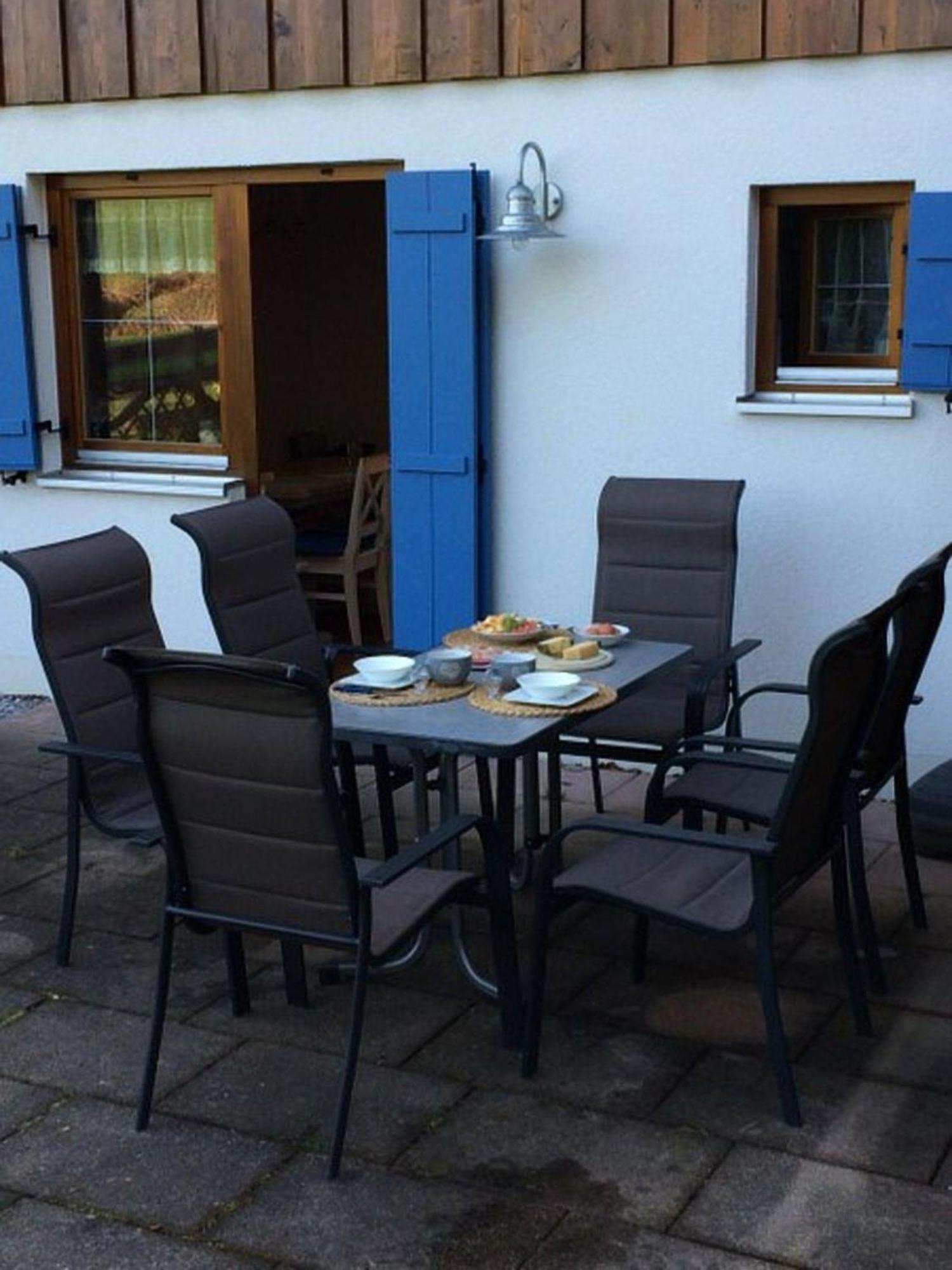 Meister-S-Ferienhaus-Tiere-Herzlich-Willkommen-Koenigswinkel Karlsebene Exterior photo