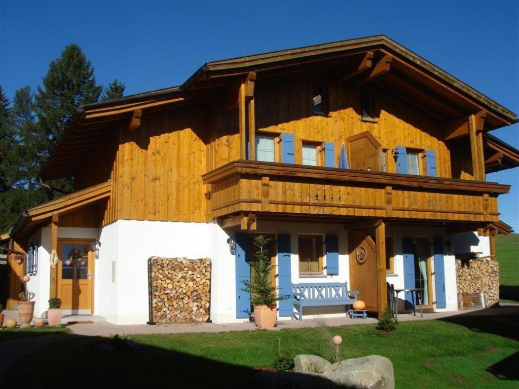 Meister-S-Ferienhaus-Tiere-Herzlich-Willkommen-Koenigswinkel Karlsebene Exterior photo